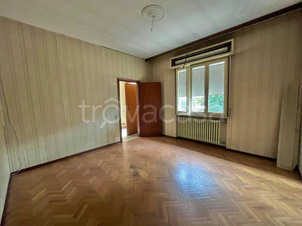 casa indipendente in vendita a Moglia