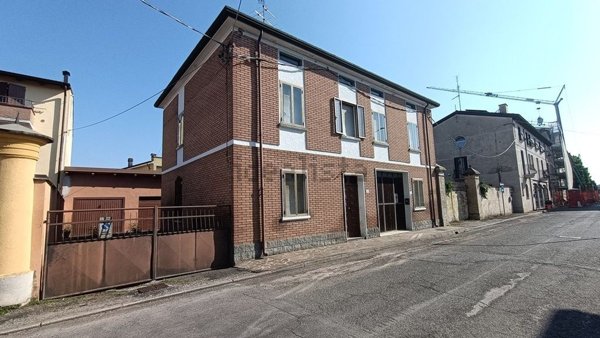 casa indipendente in vendita a Moglia