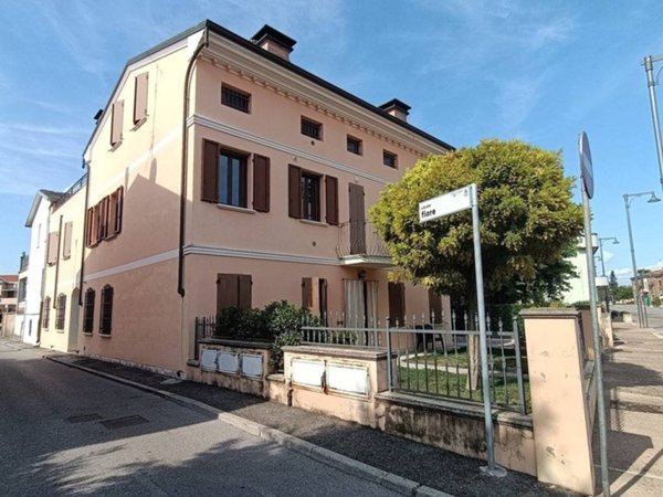 appartamento in vendita a Moglia