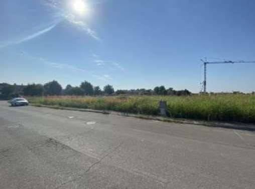 terreno edificabile in vendita a Moglia