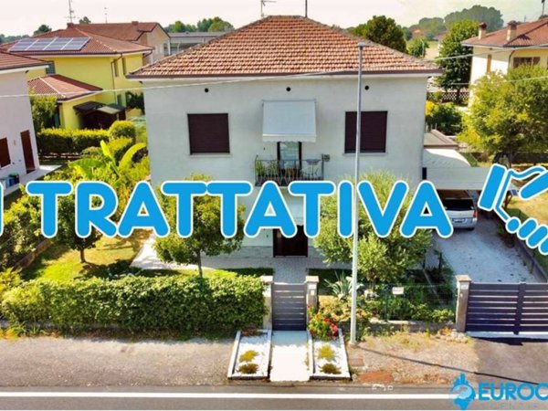 casa indipendente in vendita a Moglia in zona Bondanello