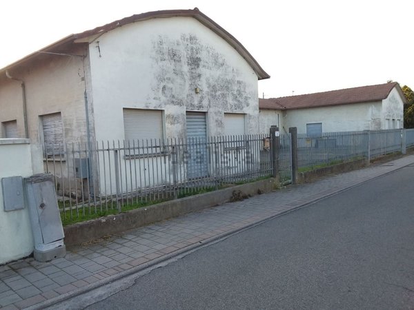 ufficio in vendita a Moglia