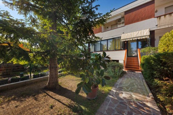 appartamento in vendita a Moglia