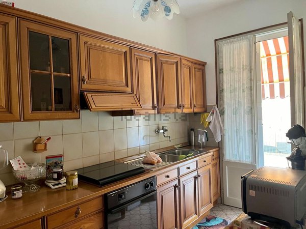 casa indipendente in vendita a Moglia