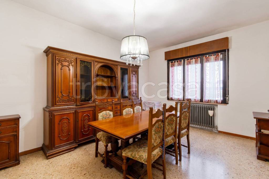 appartamento in vendita a Moglia