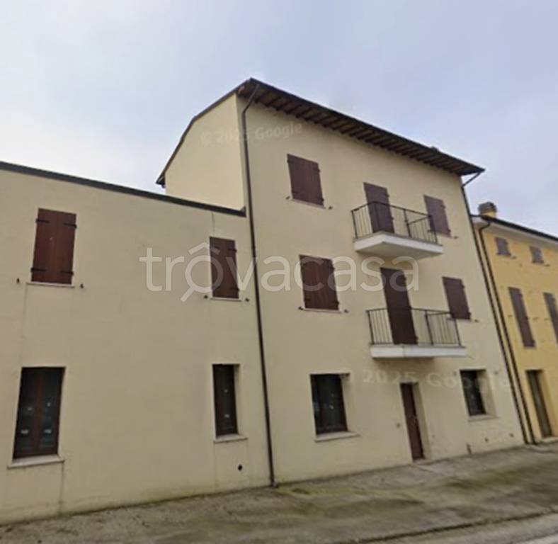 appartamento in vendita a Moglia in zona Bondanello