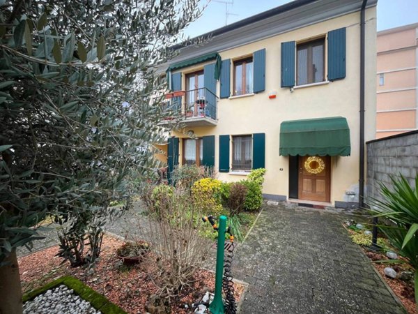 appartamento in vendita a Moglia