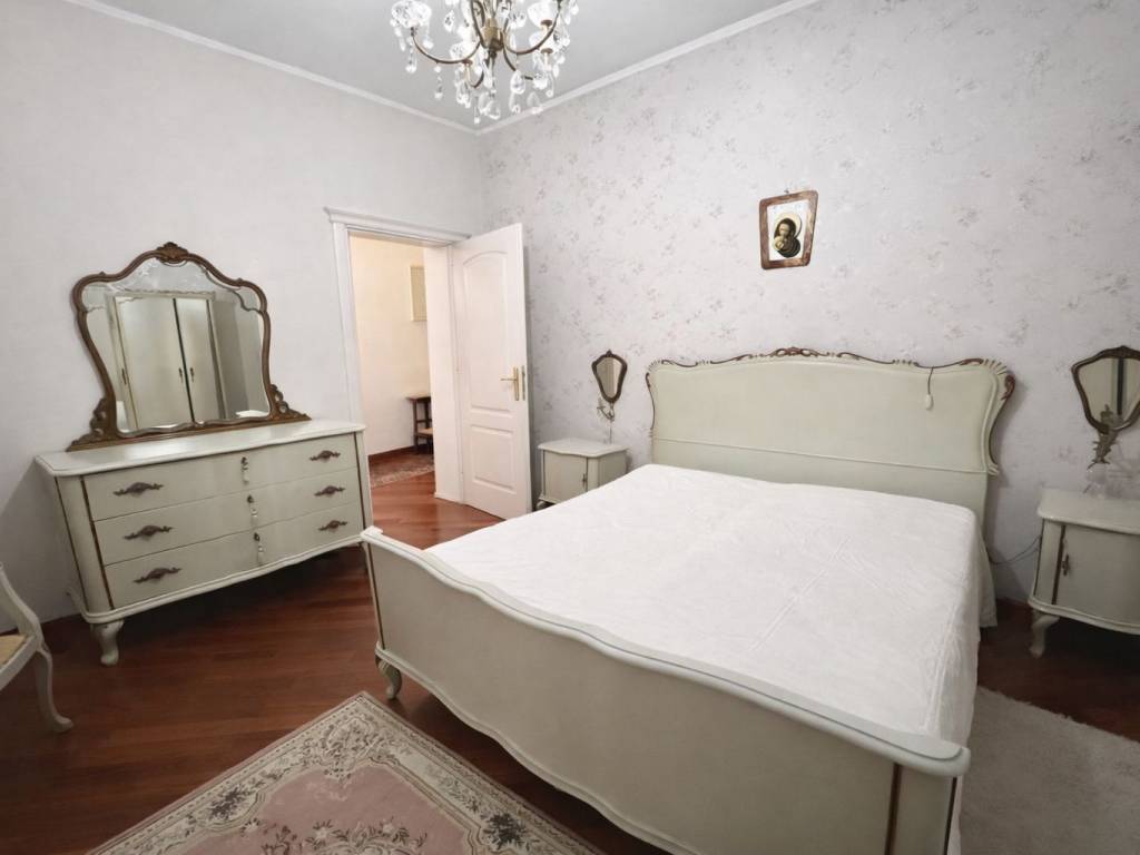 casa indipendente in vendita a Moglia