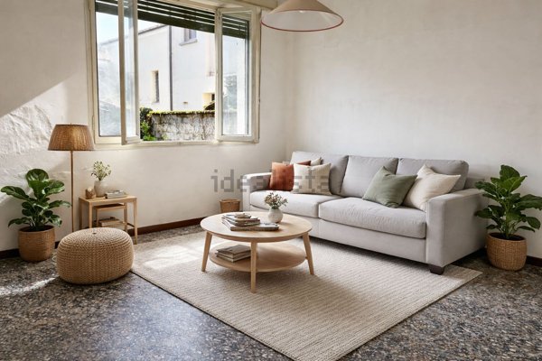 casa indipendente in vendita a Moglia