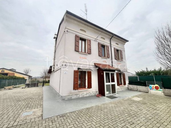 casa indipendente in vendita a Moglia