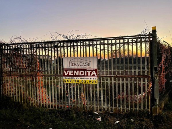 terreno edificabile in vendita a Moglia