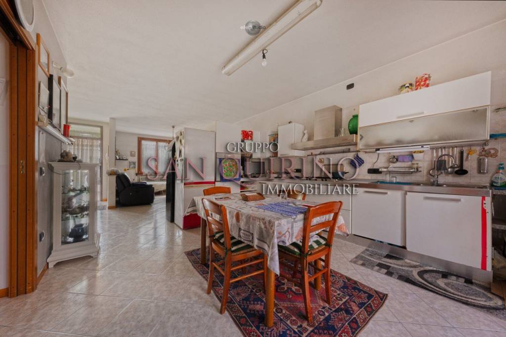 casa indipendente in vendita a Moglia