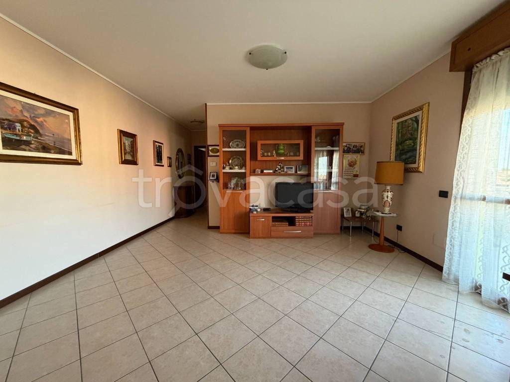 appartamento in vendita a Moglia