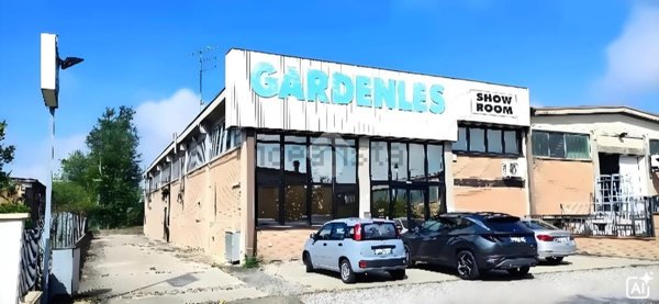 locale di sgombero in vendita a Moglia