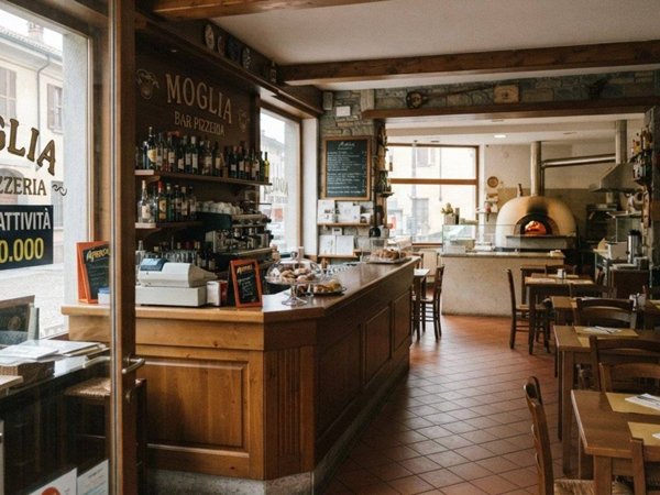 negozio in vendita a Moglia