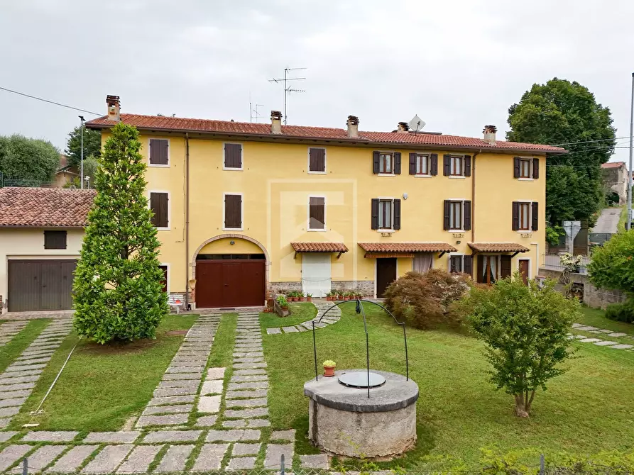 casa indipendente in vendita a Monzambano