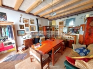 casa indipendente in vendita a Monzambano