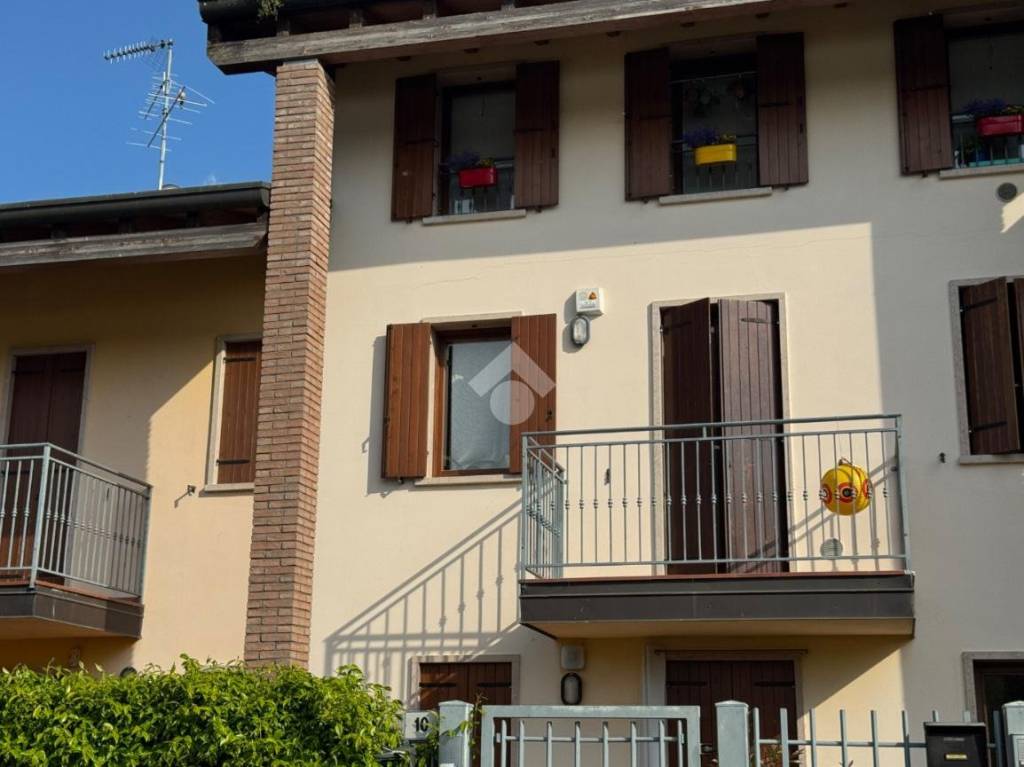 appartamento in vendita a Monzambano