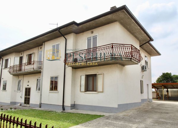 appartamento in vendita a Monzambano