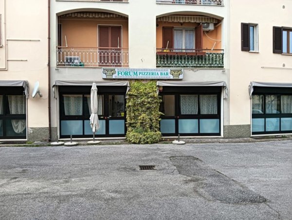 casale in vendita a Monzambano