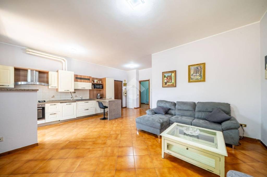 appartamento in vendita a Monzambano