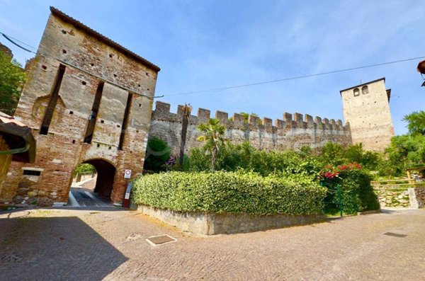 appartamento in vendita a Monzambano