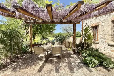 casa indipendente in vendita a Monzambano in zona Pille