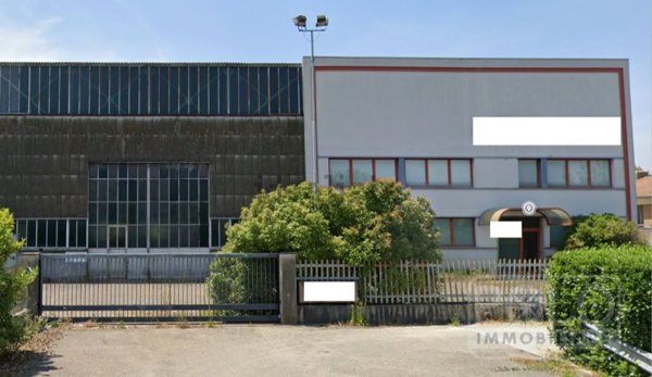 locale di sgombero in vendita a Motteggiana