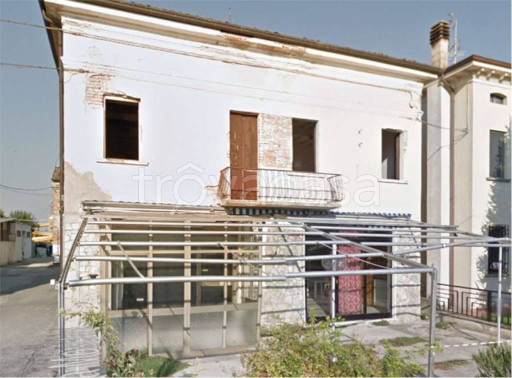 appartamento in vendita a Motteggiana in zona Torricella