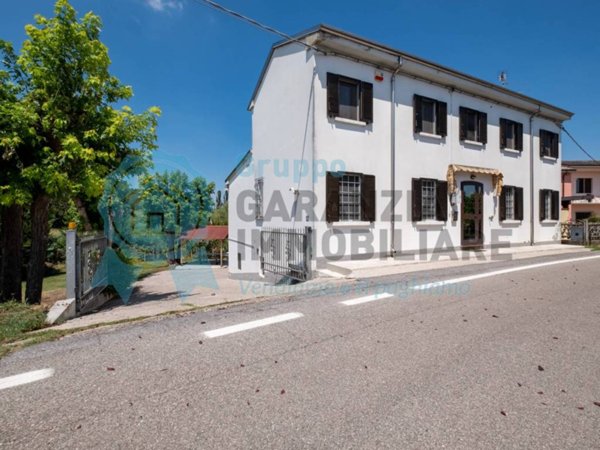 casa indipendente in vendita a Motteggiana