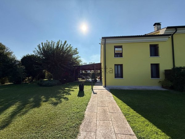 casa indipendente in vendita a Motteggiana