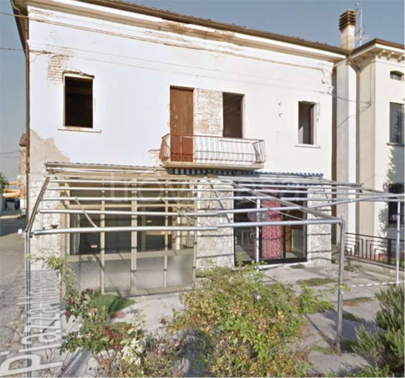 appartamento in vendita a Motteggiana in zona Torricella