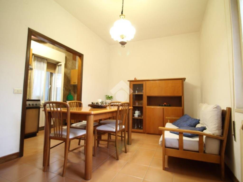 casa indipendente in vendita a Motteggiana in zona Villa Saviola