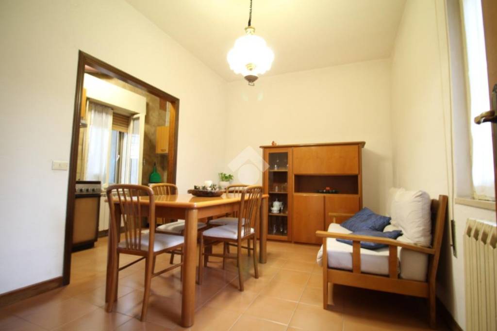 casa indipendente in vendita a Motteggiana in zona Villa Saviola