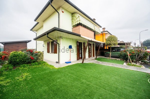 casa indipendente in vendita a Motteggiana