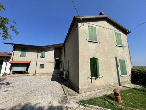 casa indipendente in vendita a Motteggiana