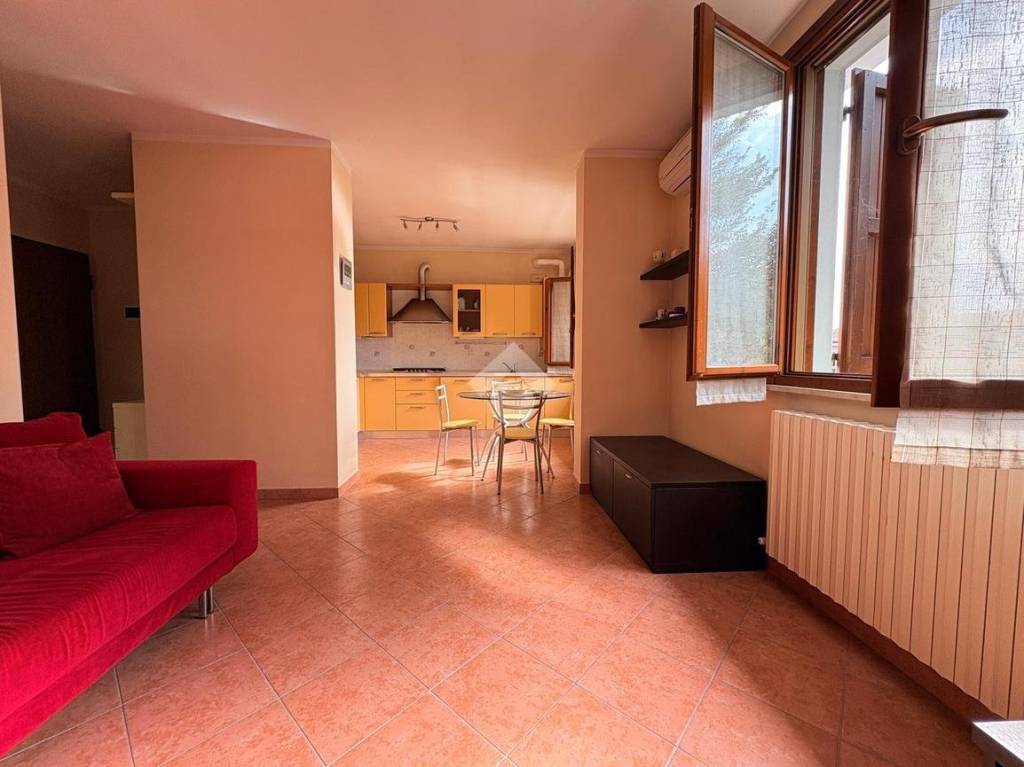 appartamento in vendita a Motteggiana in zona Torricella