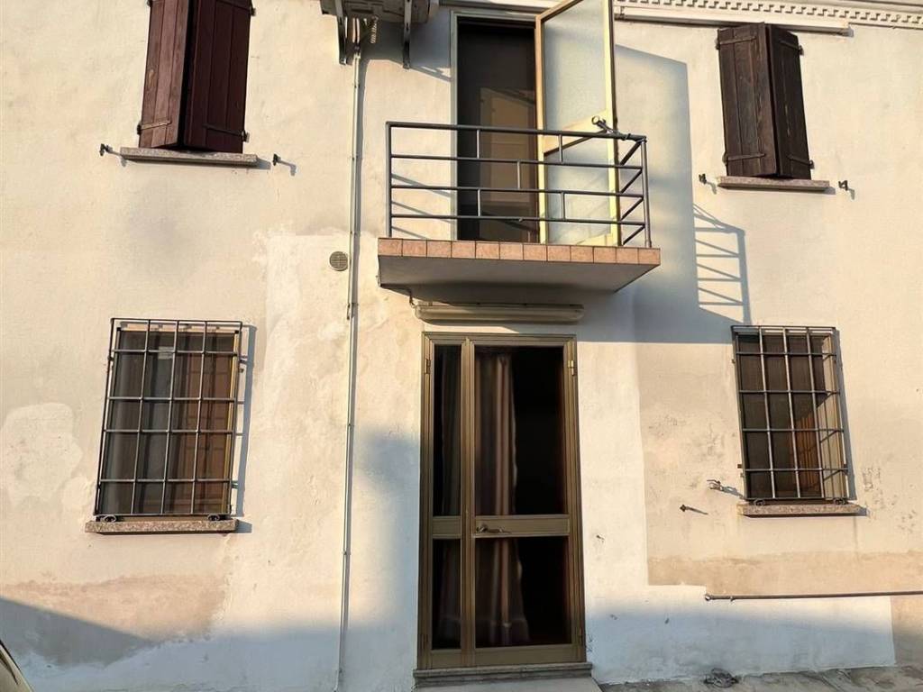 casa indipendente in vendita a Motteggiana