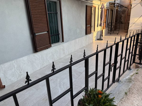 casa semindipendente in vendita ad Ostiglia