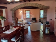 casa indipendente in vendita ad Ostiglia in zona Correggioli