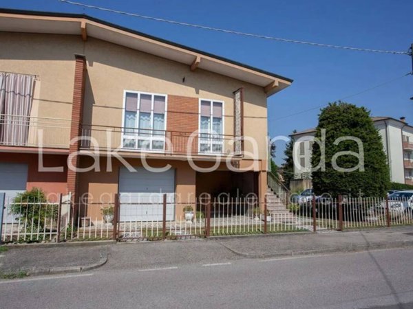 casa indipendente in vendita ad Ostiglia