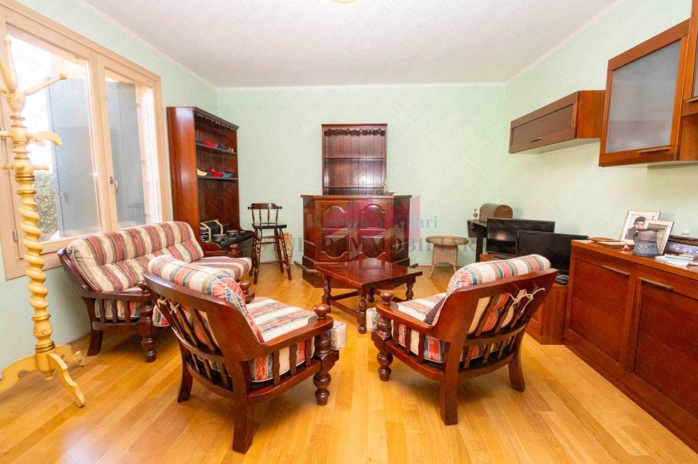 appartamento in vendita ad Ostiglia in zona Correggioli