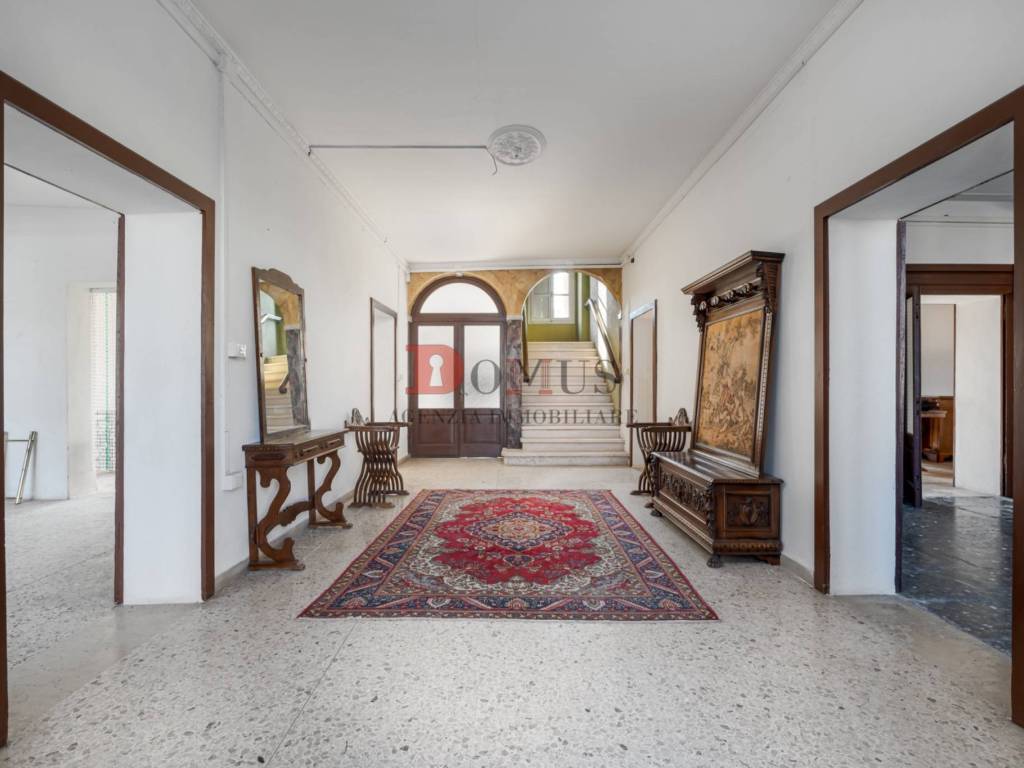 casa indipendente in vendita ad Ostiglia