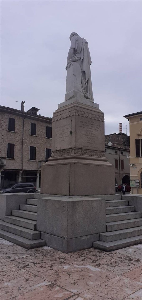 appartamento in vendita ad Ostiglia in zona Bugno San Romano