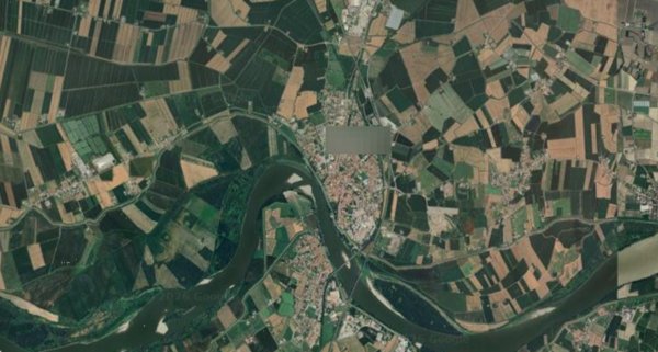 terreno edificabile in vendita ad Ostiglia