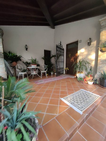 casale in vendita ad Ostiglia