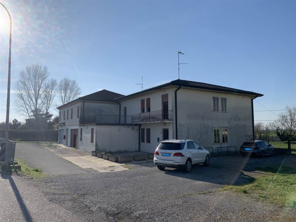 casa indipendente in vendita a Pegognaga in zona Polesine
