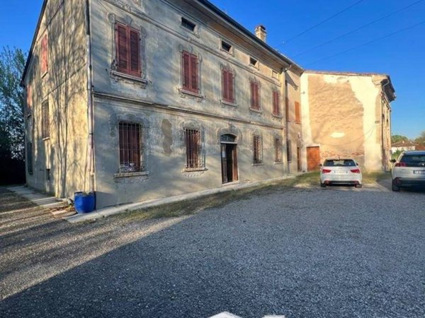 casa indipendente in vendita a Pegognaga