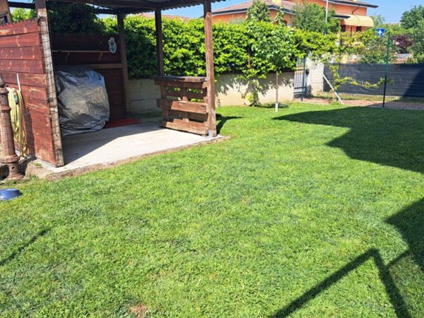 appartamento in vendita a Pegognaga in zona Polesine