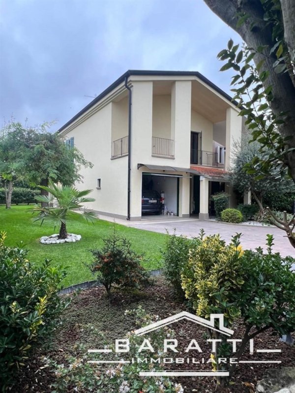 casa indipendente in vendita a Pegognaga